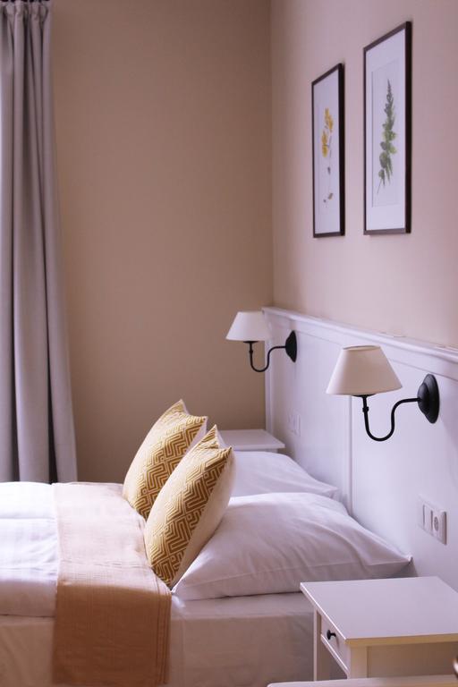 Erhardt Superior Rooms Sopron Kültér fotó