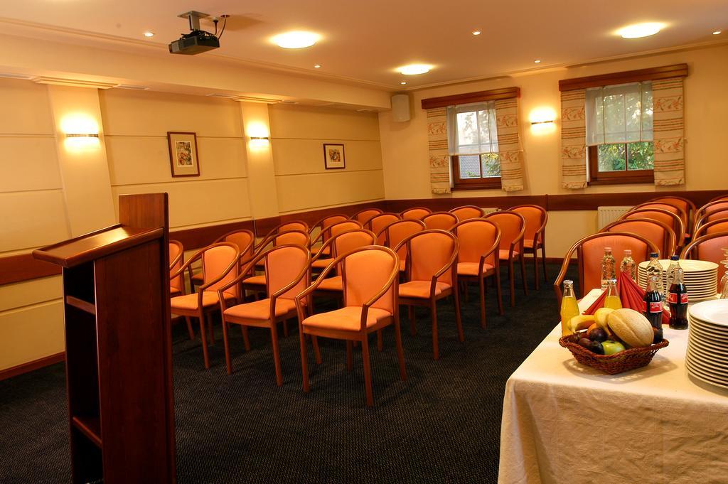Erhardt Superior Rooms Sopron Kültér fotó